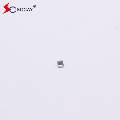 18VDC Oberflächenbefestigung Mehrschicht-Chip-Varistoren SV0402E180G2B SMD Bleifreier Typ