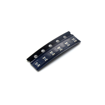 SOCAY PPTC Wiederaufstellbarer Sicherung SCF020-24-0805RB Oberflächenmontage PTC mit Multifuse für den Schaltkreislaufschutz