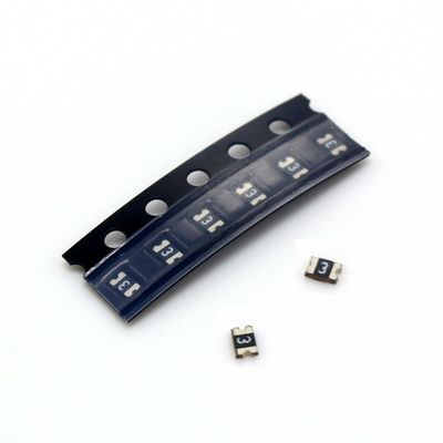 SOCAY Compact Surface Mount PPTC SCF010-24-0805RB Zurücksetzbare Sicherung